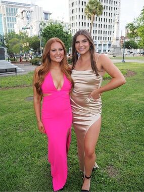 Women's Hot Pink Cutout V-Neck Maxi Dress